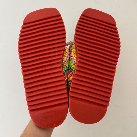 New Farm Rio Rainbow Crochet Puffly Flip Flop Sandals Shoes - Picture 6 of 9